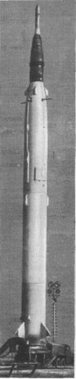 Геофизическая одноступенчатая ракета Р-5А с однокамерным двигателем РД-103, поднимавшая полезный груз 1300 кг на высоту 512 км (1958 г.). 