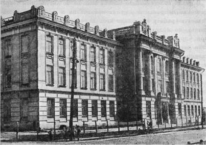 Здание научной библиотеки Саратовского университета