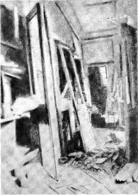 Внутри помещения МК партии после взрыва