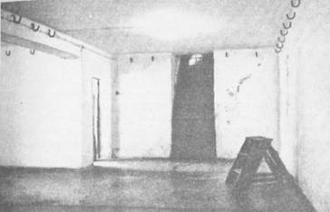 Подвальное помещение в крематории Бухенвальда. Здесь производились массовые убийства заключенных